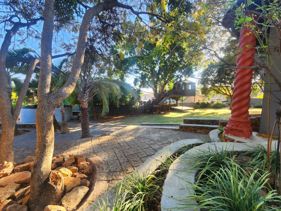 5 Bedroom Property for Sale in Cashan North West